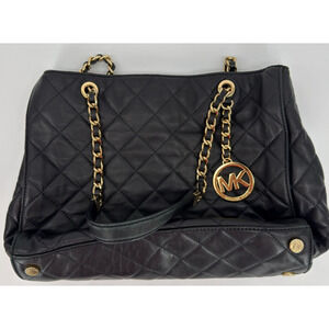 MICHAEL KORS Black Quilted Leather Shoulder Bag Purse Gold Chain Strap 13.5"x10"